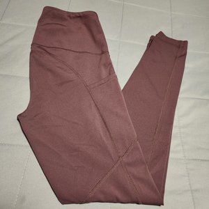(56.) Yogalicious leggings